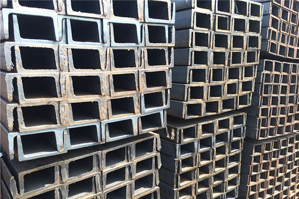 重庆钢材批发：不锈钢槽钢具有怎样的用途？